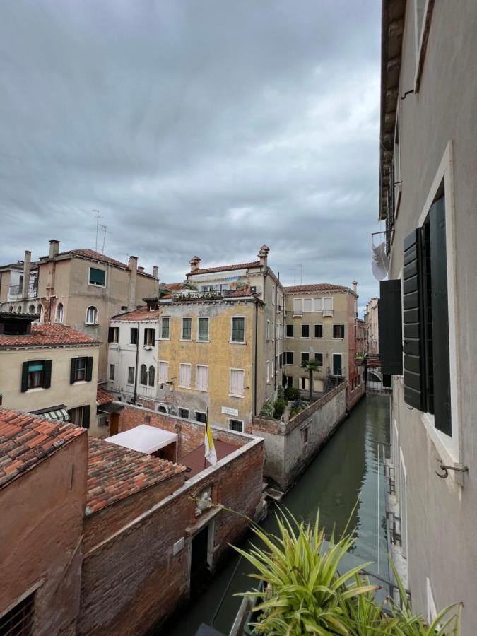 Venice Inn Pensión